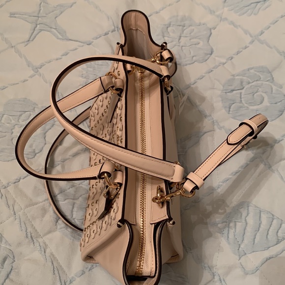 ⭐️Coach Floral Rivets Crossbody - Picture 6 of 13